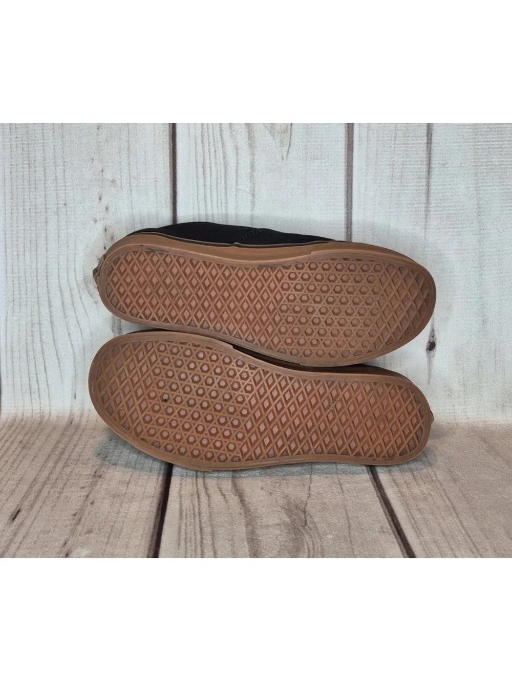 Vans Authentic Black/Gum Canvas Bronze Eyelet Sneakers Men’s Size 9.5/Women’s 11
